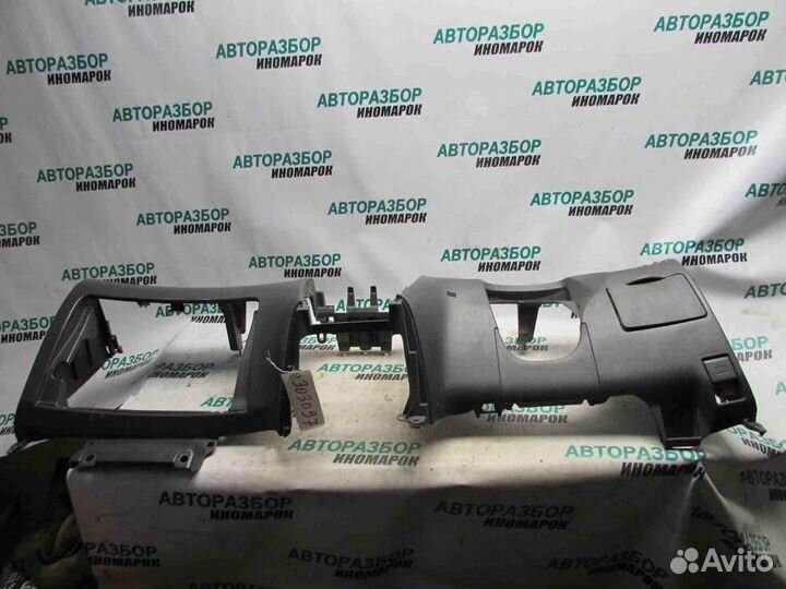 Накладка торпедо для Toyota Corolla 9 2001-2006г