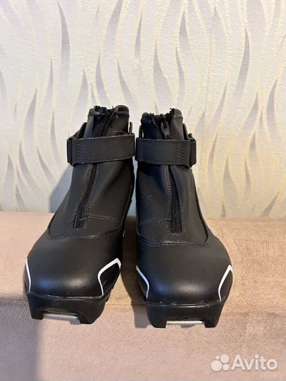 Лыжные ботинки salomon 36 новые prolink