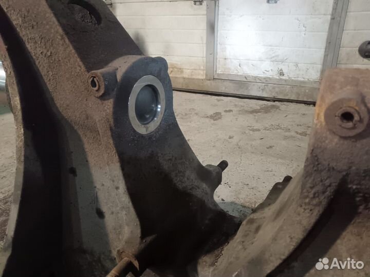 Замена оси балансира scania