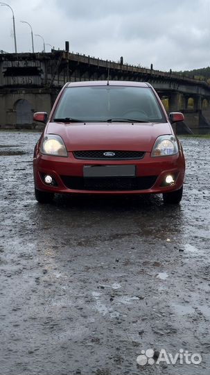 Ford Fiesta 1.6 AT, 2007, 154 564 км