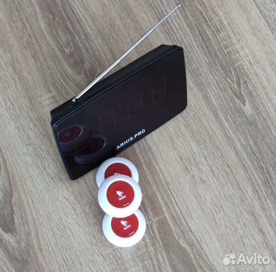 Кнопка вызова персонала и табло, часы, усилитель