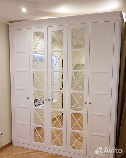 Шкаф купе на заказ. Долговечные материалы