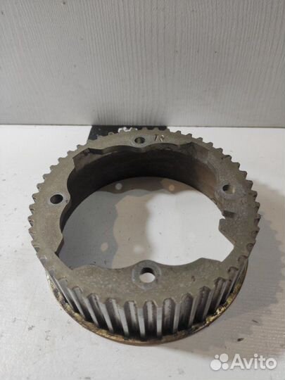 Шестерня распредвала правая Toyota Celsior UCF20