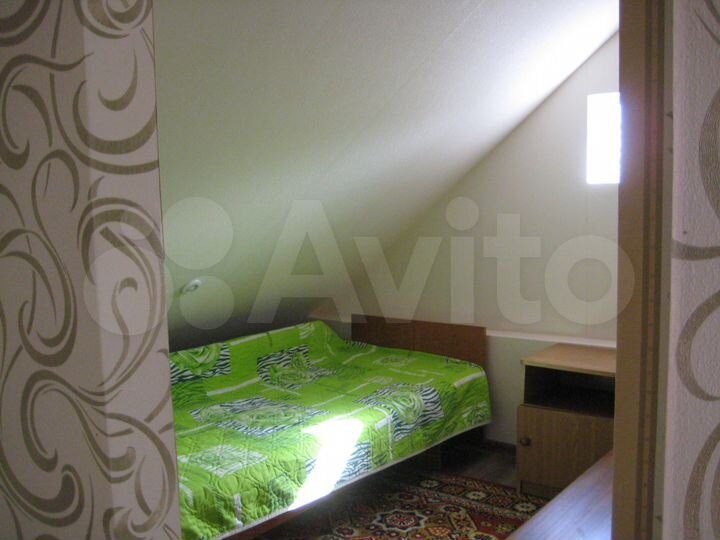 Комната 30 м² в 2-к., 2/2 эт.