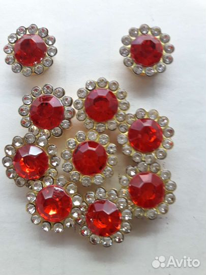 Пуговки-блестяшки