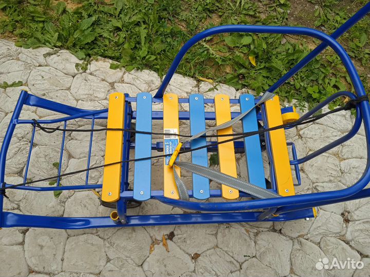 Санки детские на колёсиках с матрасиком и накидкой