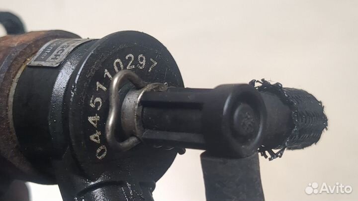 Форсунка топливная Peugeot 3008, 2010