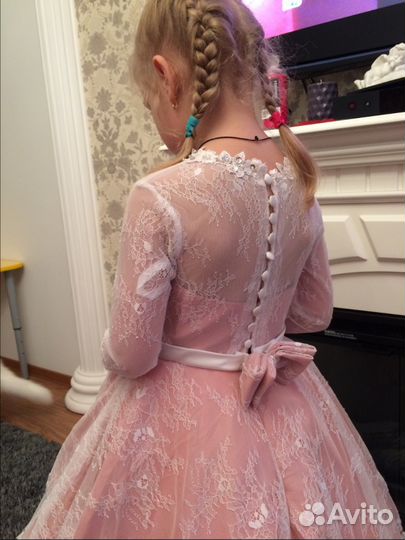 Платье для торжественного случая (аренда)