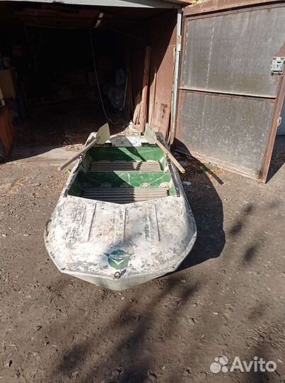Лодка Романтика-2