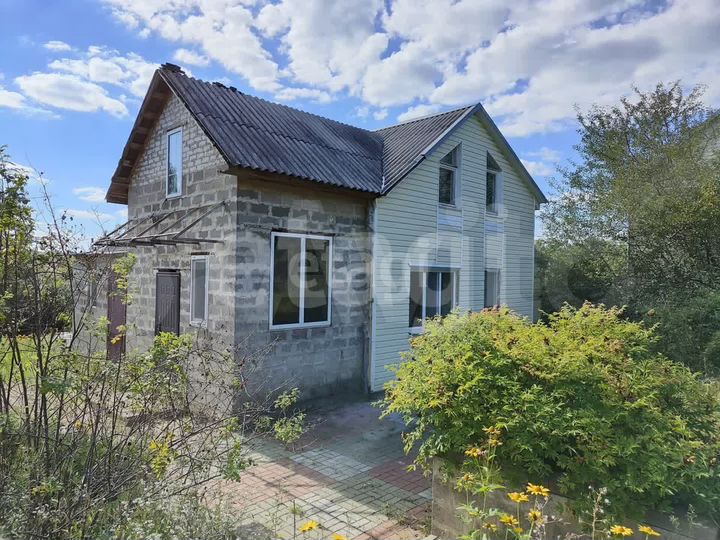 Дом 97,4 м² на участке 9 сот.