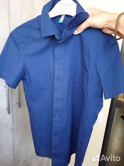 Рубашка темно-синего цвета на мальчика 140