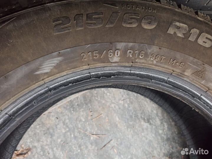 Formula Ice 215/60 R16 82B