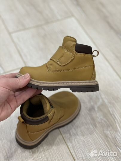 Ботинки демисезонные для малыша 21