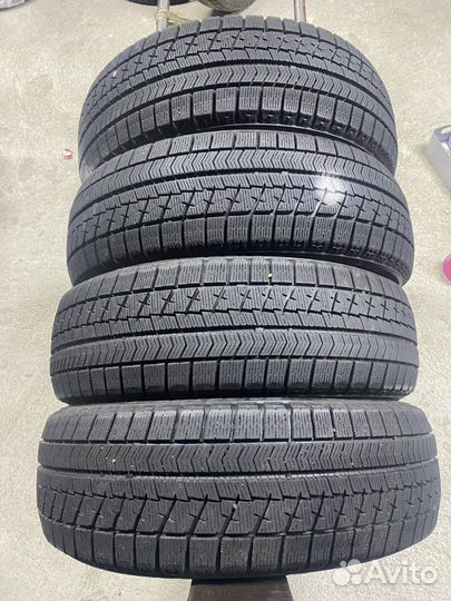 Bridgestone Blizzak VRX 185/60 R15