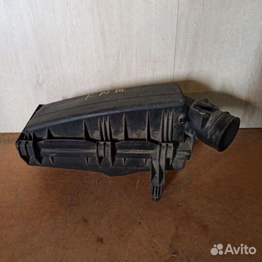 Корпус воздушного фильтра Ford Mondeo mk3