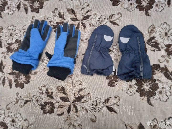 Шапочка и варежки, комплект