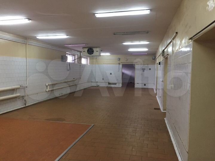 Производство, 1300 м²