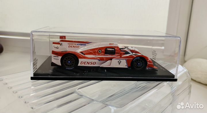 Модель toyota racing TS030 hybrid 2012