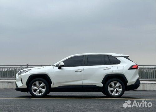 Toyota RAV4 2.0 CVT, 2021, 63 000 км