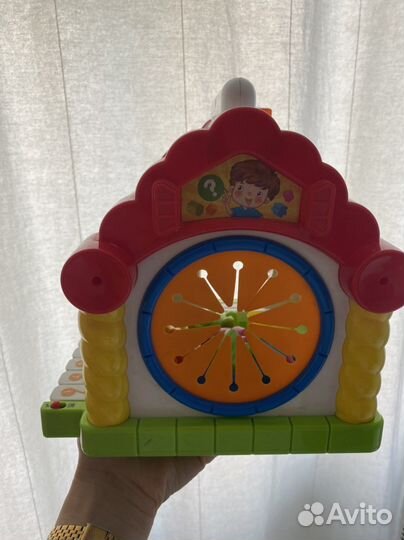 Детские игрушки пирамидка домик