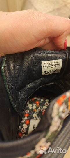 Кроссовки высокие adidas