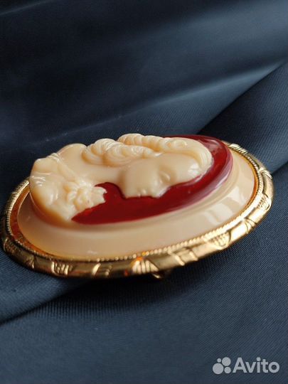 Брошь винтажная чехия