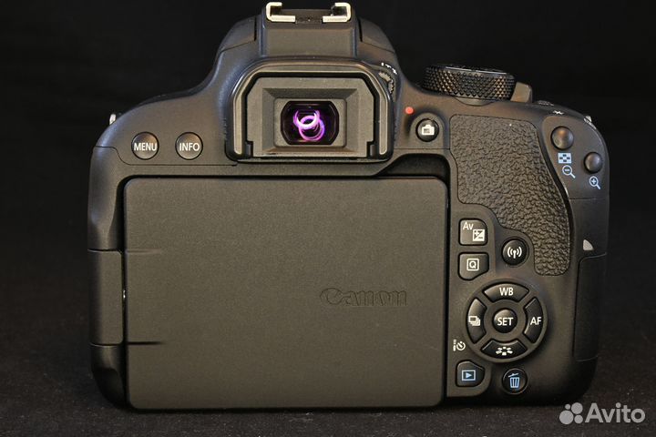 Canon eos 800d body
