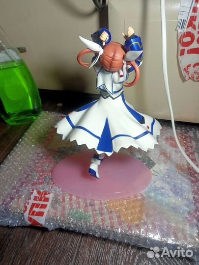 Аниме фигурка