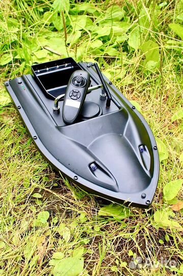 Новый прикормочный кораблик D13