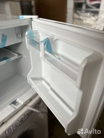 Минихолодильник с замком новый