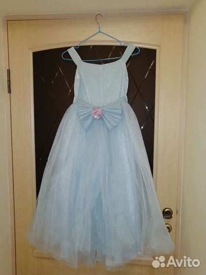 Нарядное платье для девочки