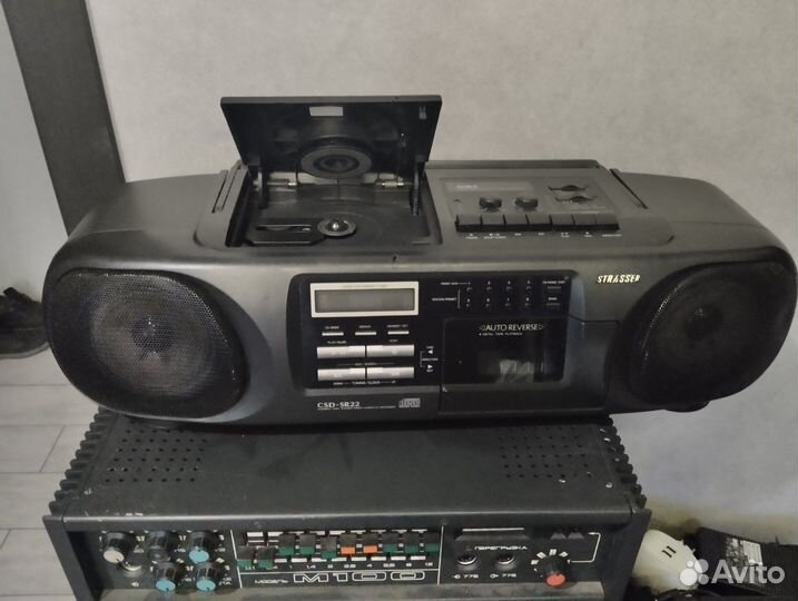 Магнитола Aiwa strasser CSD-SR22