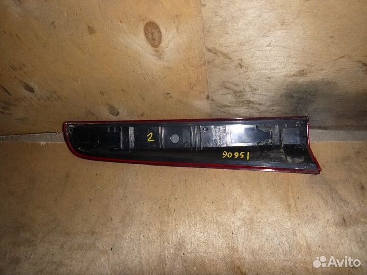 Отражатель света правый nissan note (E11) 2006