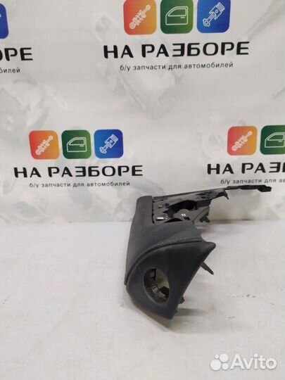 Накладка на центральную консоль (торпеды) левая