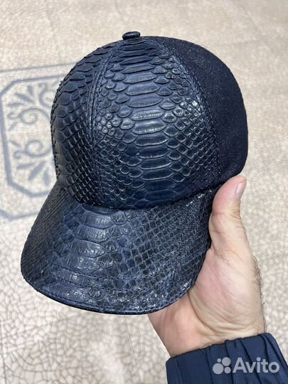 Кепка из питона