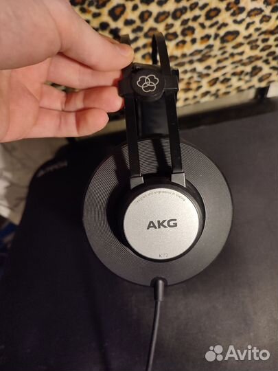 Наушники Akg k72