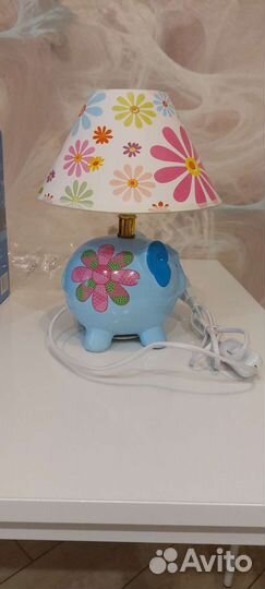 Светильник настольный