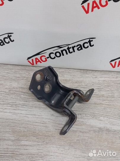 Петля двери нижняя задняя правая Mazda 6 GH 2008