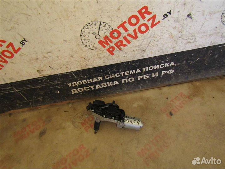 Моторчик трапеции дворников (стеклоочистителя)