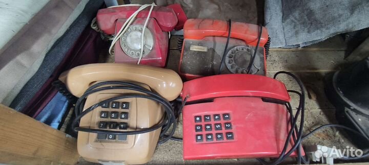 Телефон ретро