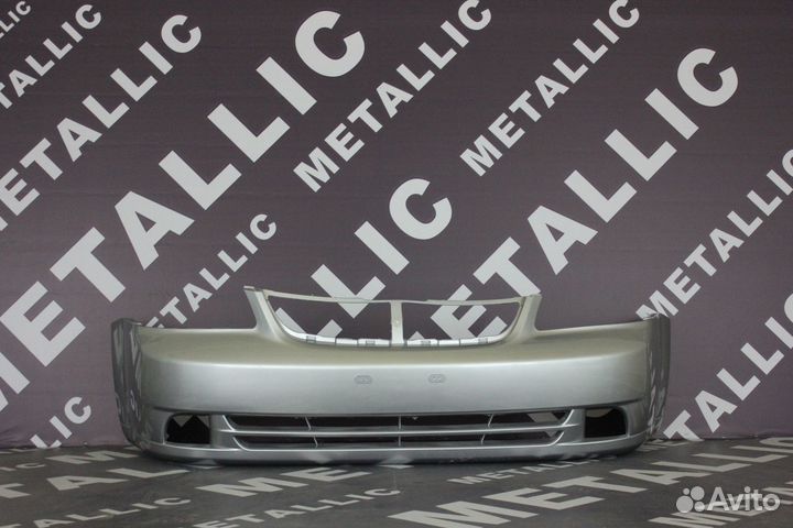 Бампер передний новый на Шевроле Лачетти 2003