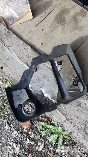 Крышка двигателя ваз 1.6 8кл