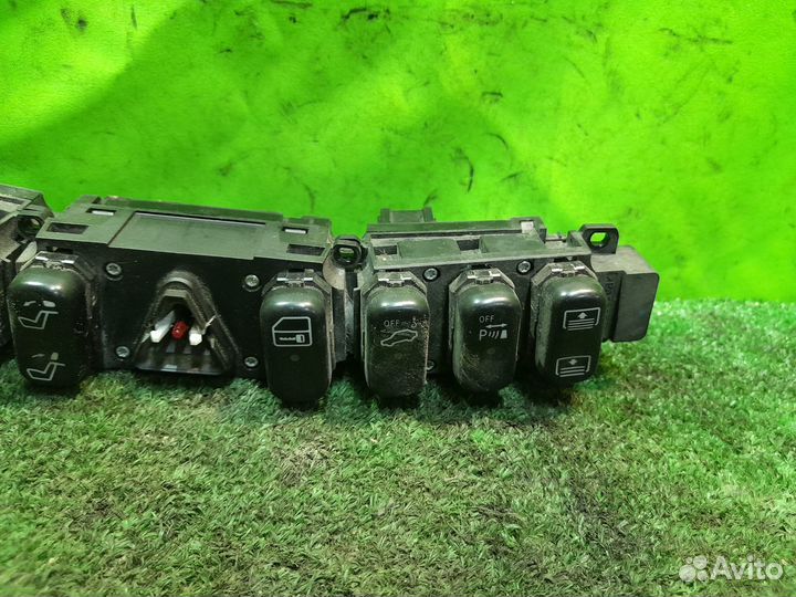 Блок кнопок центральной консоли Mercedes Benz W220