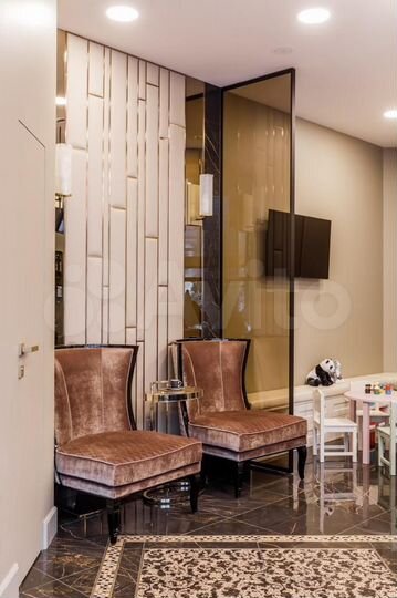 Салон красоты с оборудованием, 130.6 м²