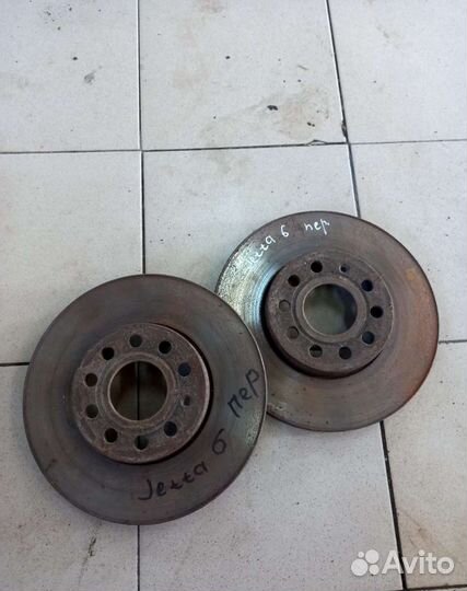 Диск тормозной передний VW Volkswagen Jetta 6