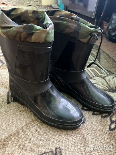 Резиновые сапоги новые