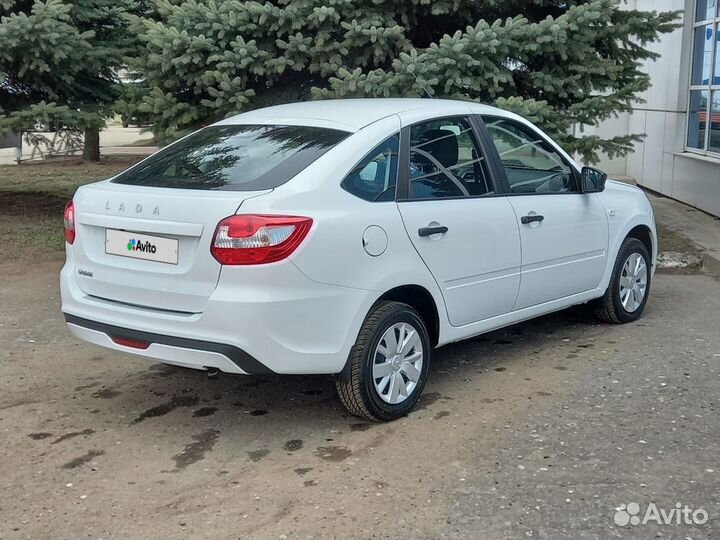LADA Granta 1.6 МТ, 2022