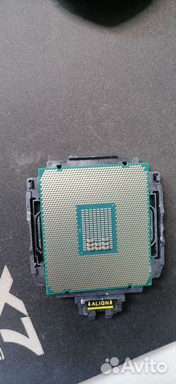 Процессор Intel Xeon E5 2650v4