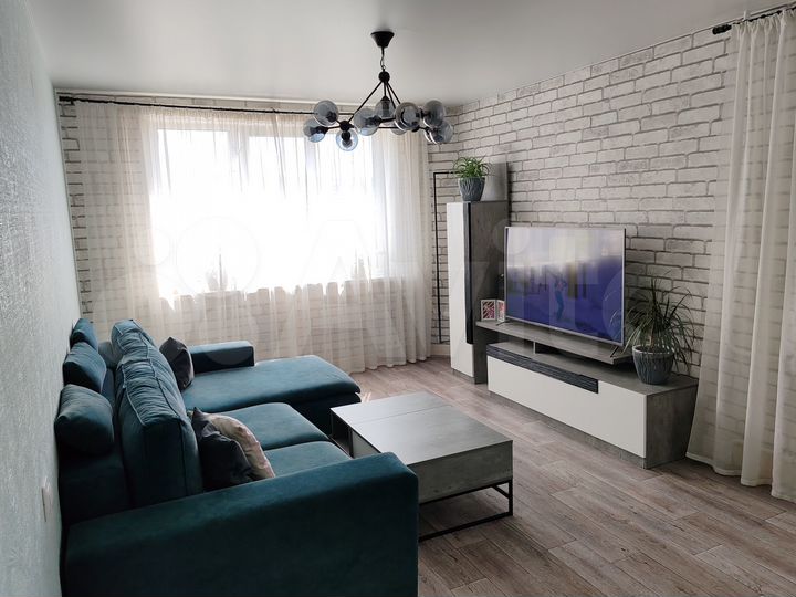 5-к. квартира, 87,7 м², 8/9 эт.