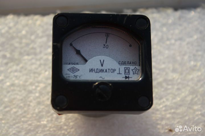 Вольтметр(индикатор)